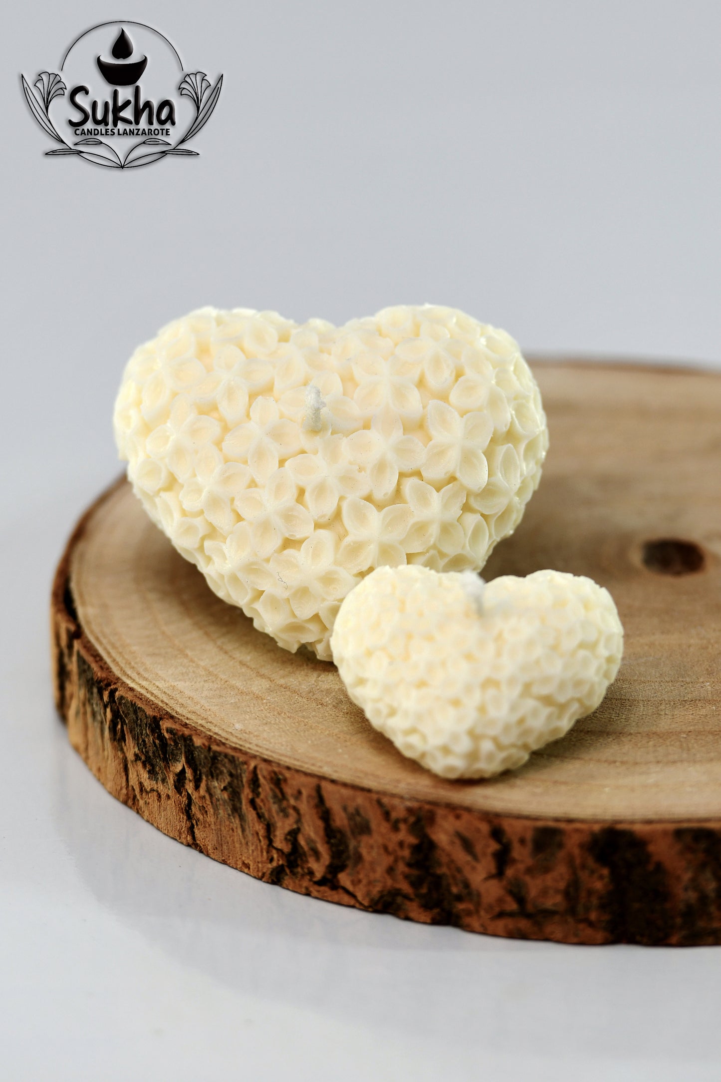 VELA SUKHA DECO CORAZÓN DE FLORES PEQUEÑA