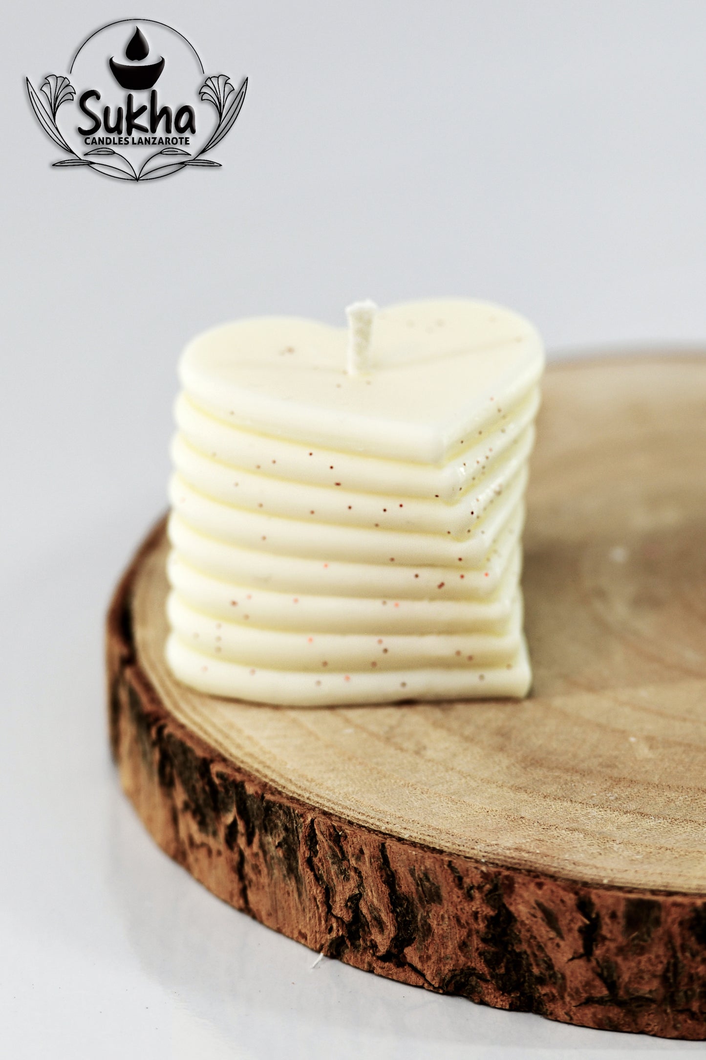 VELA SUKHA DECO LÁMINAS DE CORAZÓN