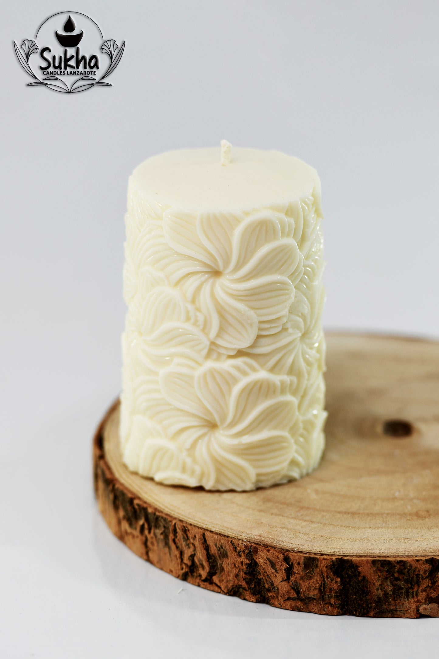 VELA SUKHA DECO FLORES